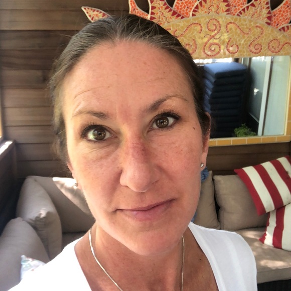 Meet your Posher, Christina - Picture 1 of 1